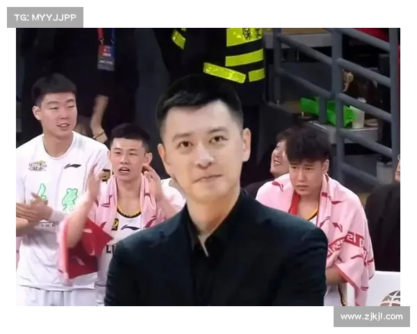 辽宁球迷狂欢夜:姚明亲自颁奖弗格FMVP,调侃杨鸣助阵王朝时刻 辽宁球迷狂欢夜:姚明亲自颁奖弗格FMVP,调侃杨鸣助阵王朝时刻