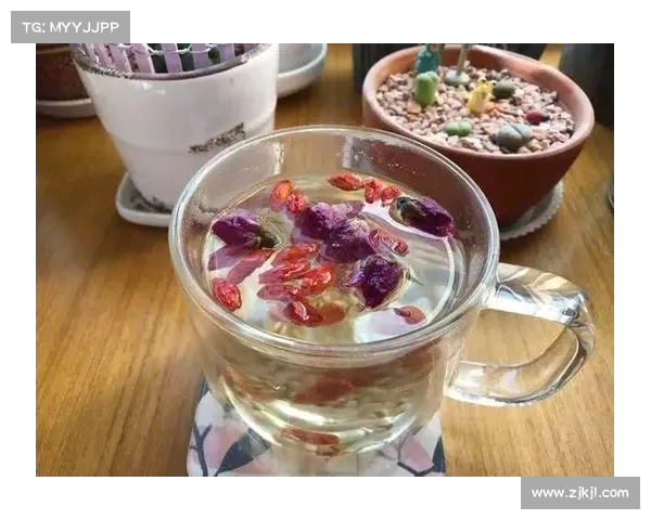 人体最强“祛湿穴”:每天揉钟,湿气轻松排出,身体更轻松!(祛湿气最快最好的按摩方法) 人体最强“祛湿穴”:每天揉钟,湿气轻松排出,身体更轻松!(祛湿气最快最好的按摩方法)